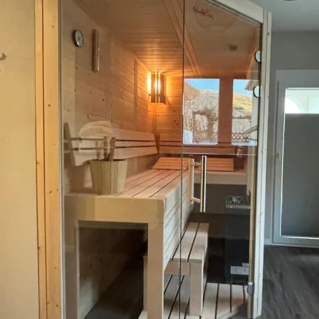 Burglay Mit Und Ohne Sauna *