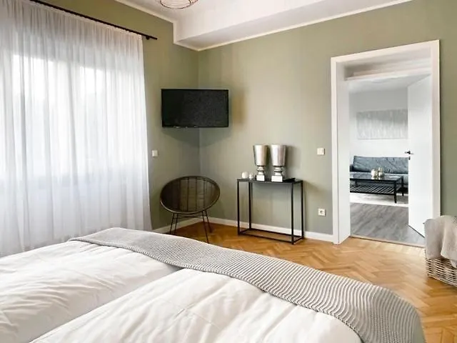 Burglay 첼 안 데어 모젤